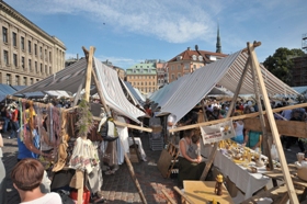 RĪGAS SVĒTKU Vecrīgas tirgus "Tilts cauri laikiem - no dukāta līdz eiro"